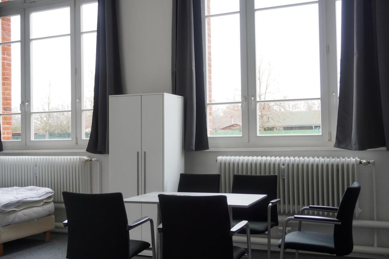 Motel Home Wittenau Berlin Ngoại thất bức ảnh