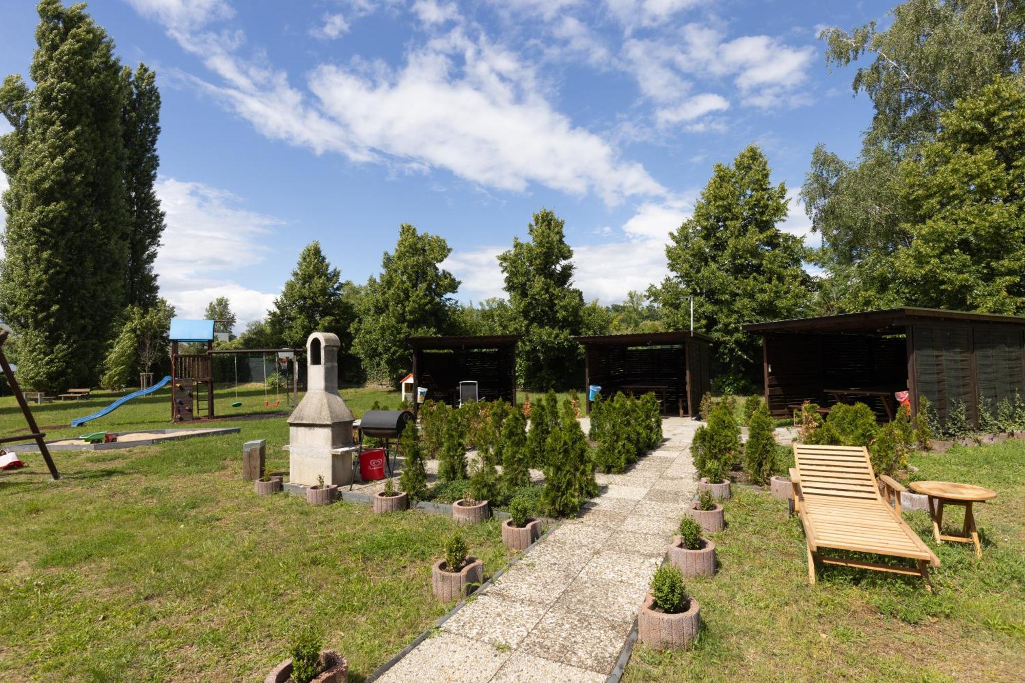 Motel Home Wittenau Berlin Ngoại thất bức ảnh